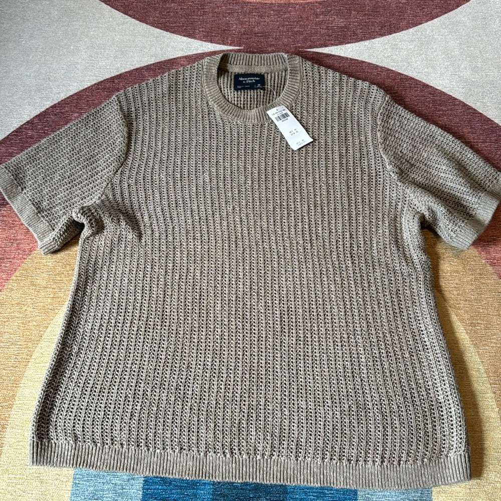 NWT A&F Sweater Tee